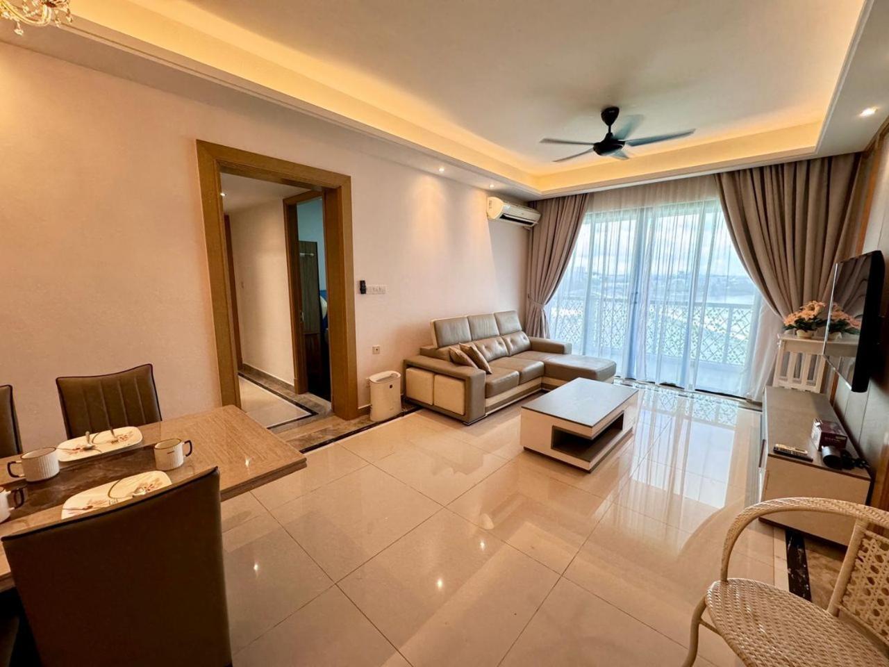 Jb City Ciq-R&F Shopping Mall Apartment Johor Bahru Esterno foto