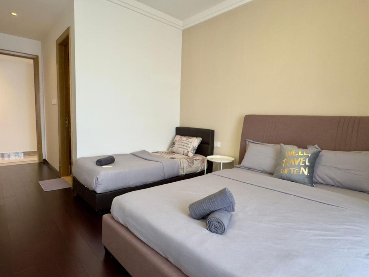 Jb City Ciq-R&F Shopping Mall Apartment Johor Bahru Esterno foto