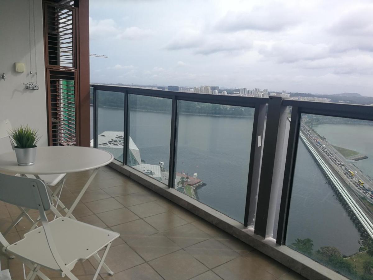 Jb City Ciq-R&F Shopping Mall Apartment Johor Bahru Esterno foto